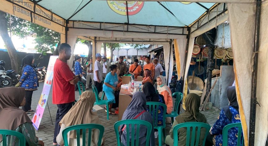 Peduli Kesehatan Pedagang, Pemkab Jember Gelar Pemeriksaan Kesehatan Gratis di Pasar Rakyat