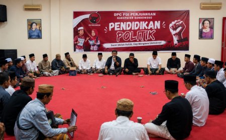 Sinung Hidupkan Pengajian Jumat Manisan, PDI Perjuangan Bondowoso Perkuat Nilai Spiritual Bersama Santri