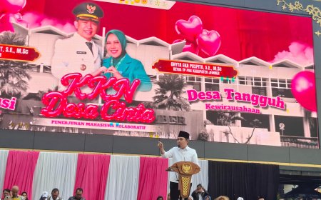 Gus Fawait Lepas 3.000 Mahasiswa KKN Kolaboratif, Dorong Pengabdian yang Berdampak bagi Warga