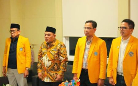 Rektor UNP Hadiri Pelantikan ILUNI Jambi, Dorong Alumni Perkuat Kemajuan Almamater