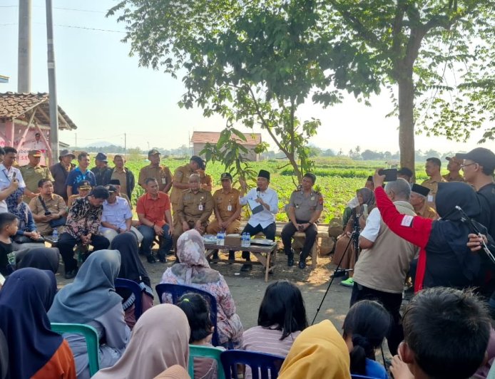 Laporan Warga Ditindak Cepat, Pemkab Jember Alokasikan Rp1,48 Miliar untuk Aspal Jalan Wonojati–Sruni
