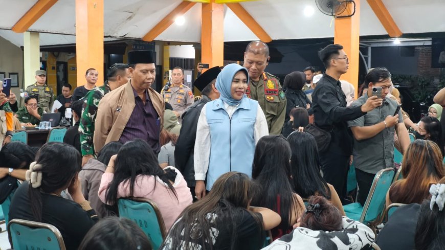 Razia Warkop Remang Jabon, Wabup Sidoarjo Amankan Seratus LC dan Dugaan Miras Ilegal