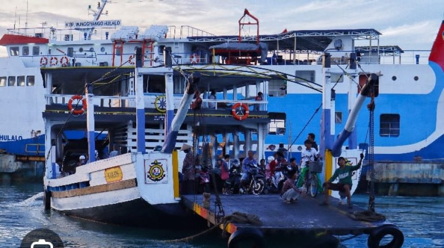 Haul Masyayikh Situbondo, Jamaah Seberang Pulau Rela Menginap Demi Barisan Terdepan