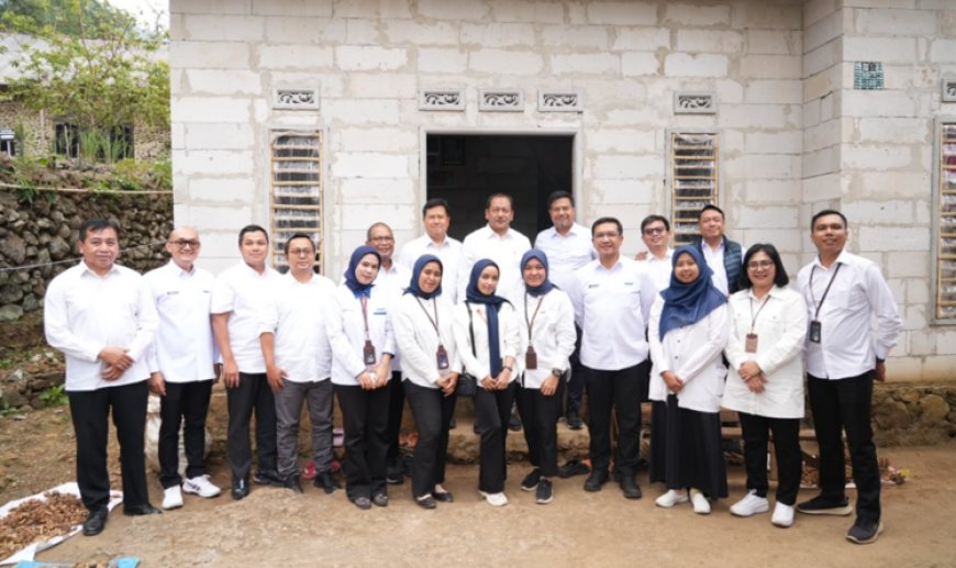 Danantara Dukung Penguatan Ekonomi Kerakyatan, Tinjau Langsung Pemberdayaan Nasabah PNM di Mojokerto