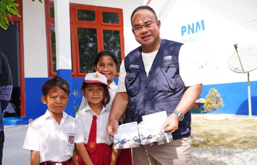 Kala Anak Nasabah PNM Mekaar Berkata “Orang Tua Saya Berjuang di Sawah, Saya Berjuang di Sekolah”