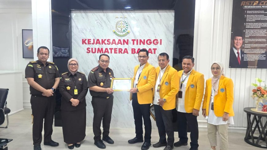UNP Ganjar Kejati Sumbar Penghargaan Berkat Selamatkan Aset Negara Senilai Rp10 Miliar Lebih