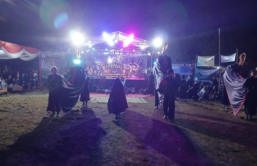 Ribuan Warga Pasuruan Lawan Narkoba Lewat Budaya Lokal